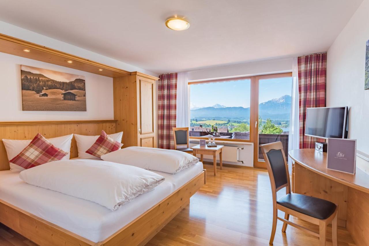 Hartungs Hoteldorf Фюссен Екстер'єр фото